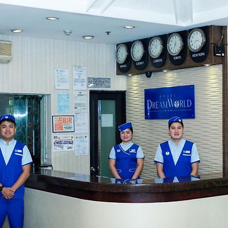 Hotel Dreamworld Araneta Cubao Esterno foto